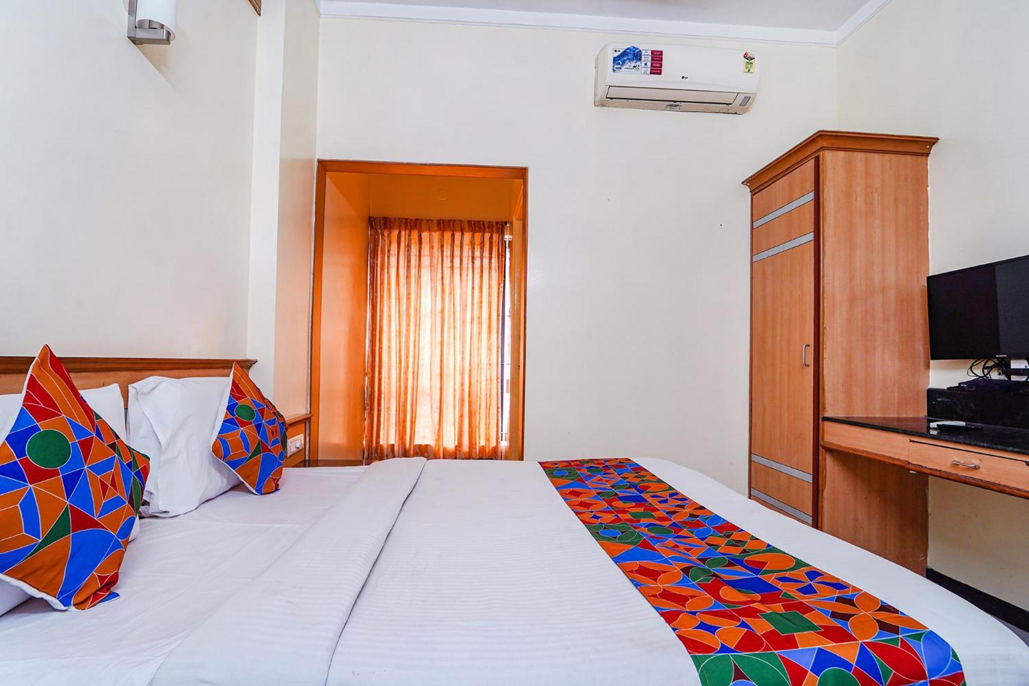 Fabhotel Ess Paradise - Nr Bus Stand 코임바토르 외부 사진